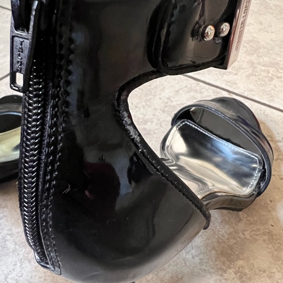 JLO Jennifer Lopez Black Patent Cindi pump shoe - Picture 8 of 13